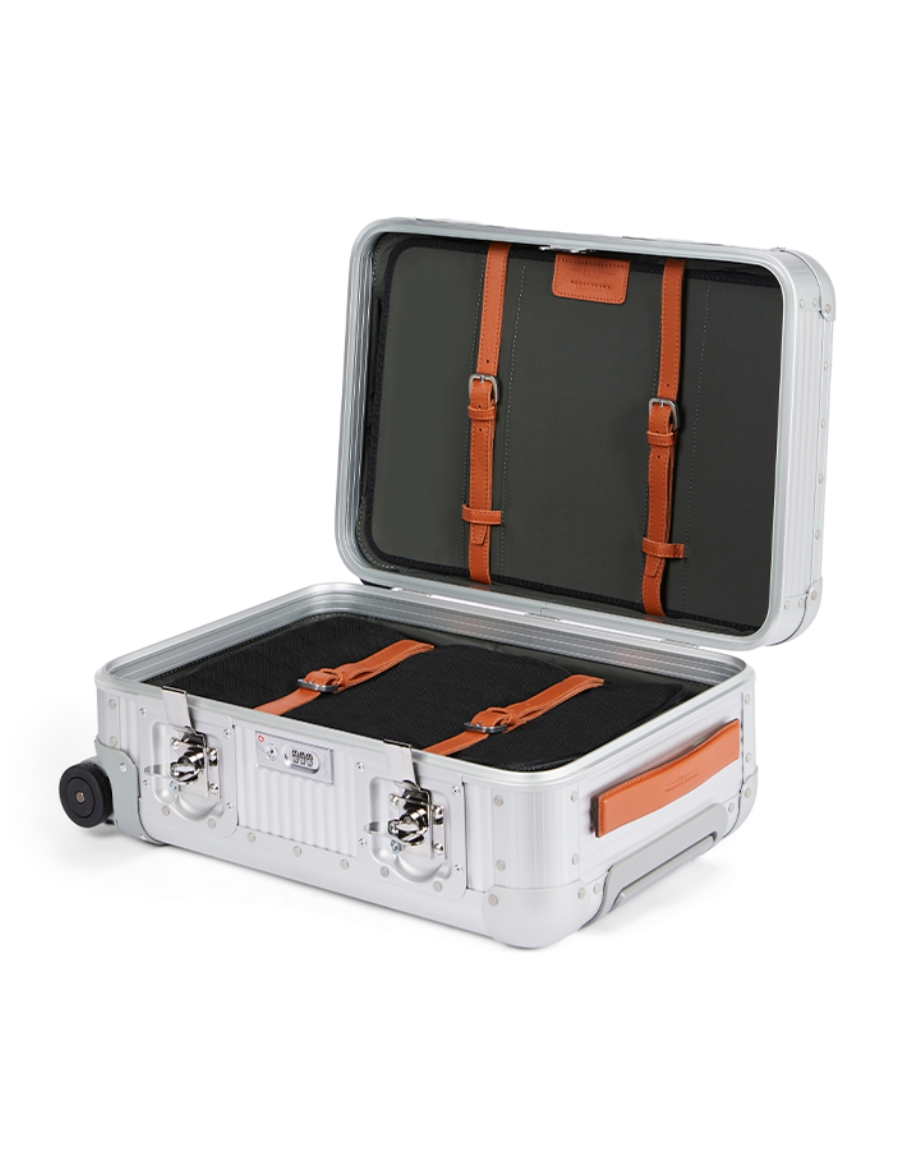 ミラノオーダーページ 公式】FPM Milano（ファブリカ ペレッテリエ ミラノ）｜オフィシャル