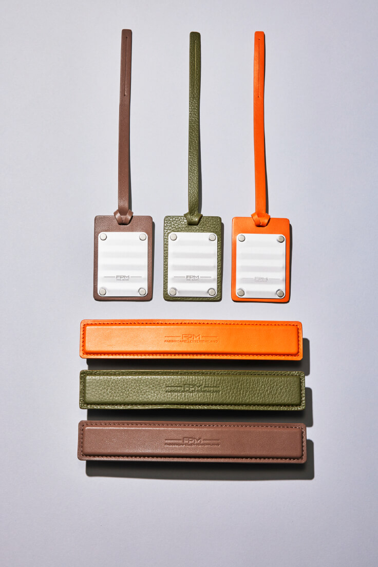 レザーハンドル・アドレスタグ商品イメージ 各色オレンジ、オリーブ、ブラウン